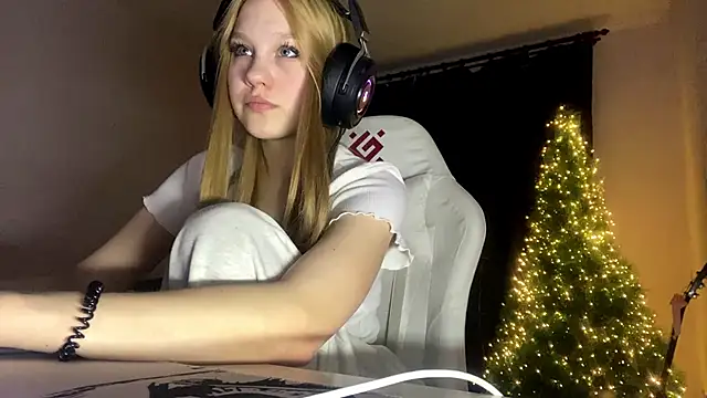 axin burnell online show from 4, 2, 2026