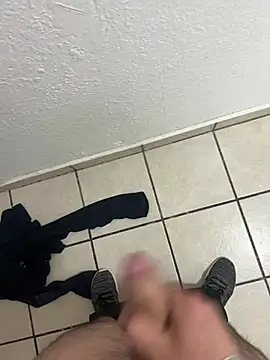 Tupapi696969q online show from 10, 2, 2026