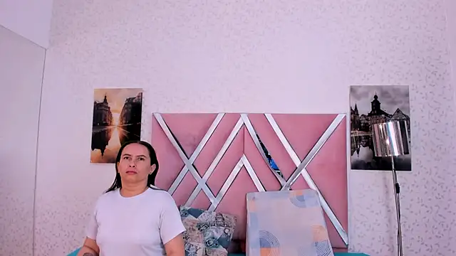 natasha and zoe online show from 1, 3, 2026