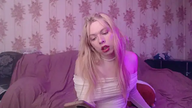 Cutie Bambi online show from 10, 2, 2026