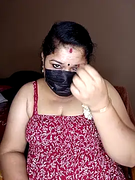 Snapshot of silk_rose05 chatting on 9, 4, 2026 silk rose05 online show from 9, 4, 2026