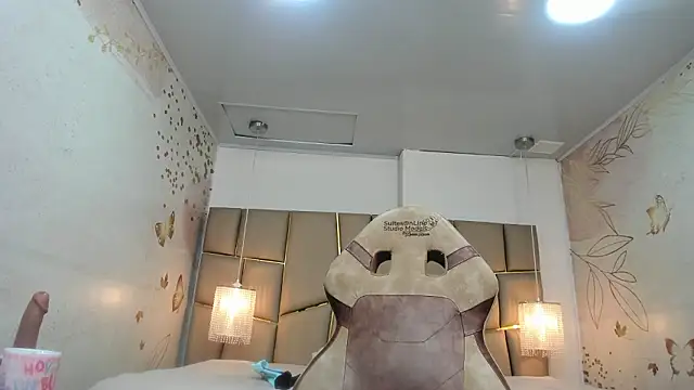 ArianaSommers online show from 24, 2, 2026