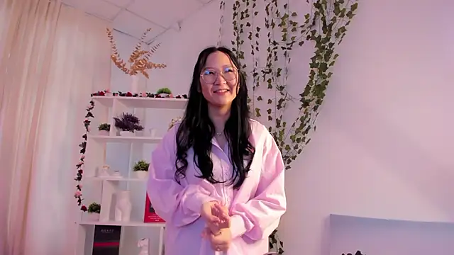 GlennaDevincent online show from 1, 2, 2026