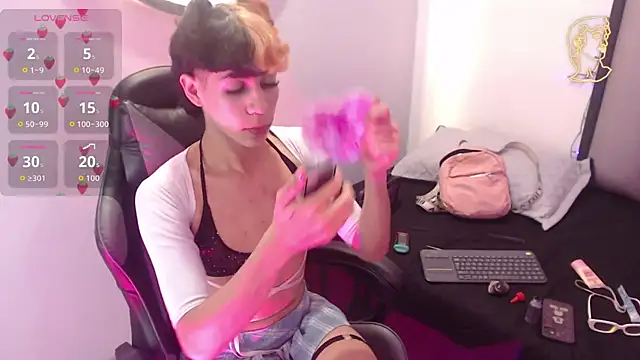 Philipp-Jones online show from 7, 3, 2026