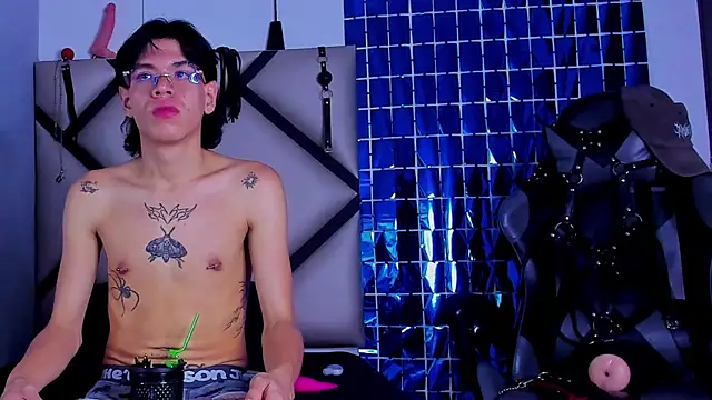 Snapshot of Bennet-Gray chatting on 28, 2, 2026 Bennet-Gray online show from 28, 2, 2026