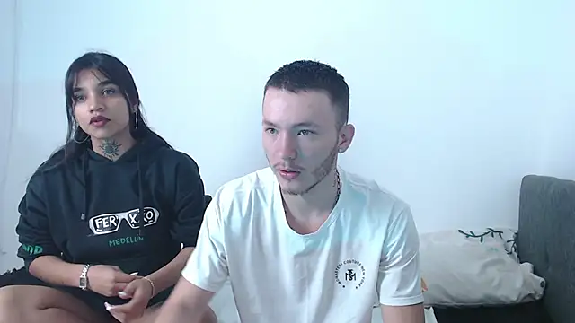 Ariana Esteban07 online show from 10, 2, 2026