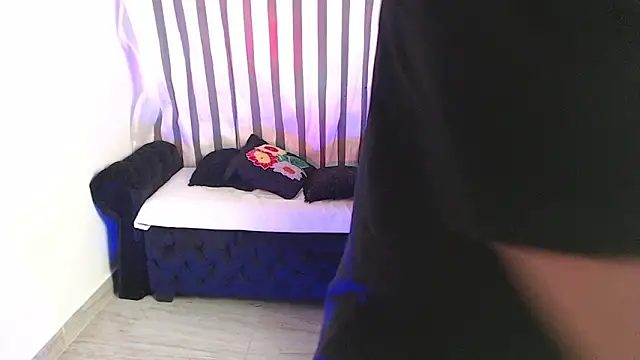 Ariana Esteban07 online show from 9, 3, 2026