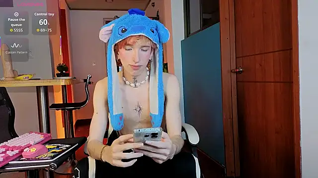 golden twink  online show from 5, 2, 2026