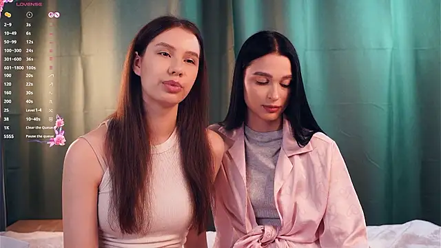 ZofiaSoshnik online show from 3, 2, 2026