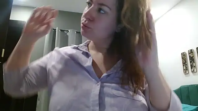 Snapshot of HazelSkyesChat chatting on 15, 3, 2026 HazelSkyesChat online show from 15, 3, 2026