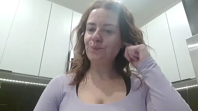 Snapshot of HazelSkyesChat chatting on 25, 3, 2026 HazelSkyesChat online show from 25, 3, 2026