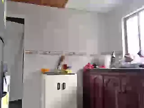 Julianaaldana online show from 10, 2, 2026