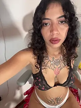 Snapshot of Antonia-bloom chatting on 6, 2, 2026 Antonia-bloom online show from 6, 2, 2026