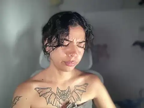 Snapshot of Antonia-bloom chatting on 3, 3, 2026 Antonia-bloom online show from 3, 3, 2026