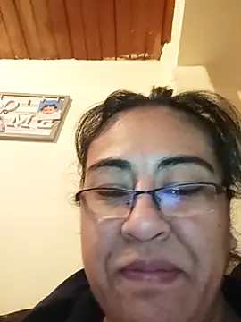 emilymoore34 online show from 4, 2, 2026