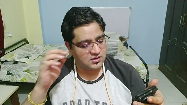 Charmer-Boy online show from 31, 1, 2026