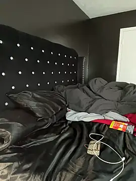 Snapshot of tipheragain chatting on 31, 3, 2026 tipheragain online show from 31, 3, 2026