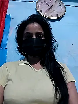 Snapshot of Niharika450 chatting on 18, 3, 2026 Niharika450 online show from 18, 3, 2026