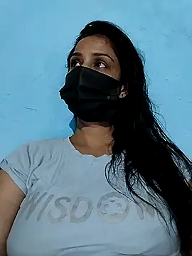 Snapshot of Niharika450 chatting on 21, 3, 2026 Niharika450 online show from 21, 3, 2026