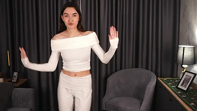 HermilaClap online show from 5, 2, 2026