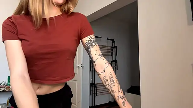 Tiffany Muse online show from 3, 2, 2026