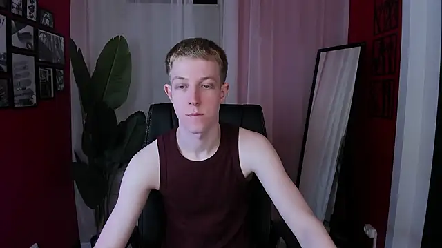 Snapshot of Dylan_Norton chatting on 12, 3, 2026 Dylan Norton online show from 12, 3, 2026