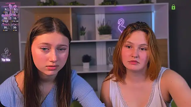 Snapshot of arianaa_cat chatting on 5, 3, 2026 arianaa cat online show from 5, 3, 2026