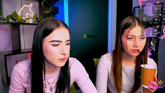 Snapshot of arianaa_cat chatting on 24, 3, 2026 arianaa cat online show from 24, 3, 2026