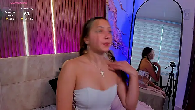 Giselle Laurens  online show from 10, 3, 2026