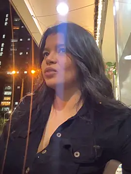 moonhelen online show from 2, 3, 2026