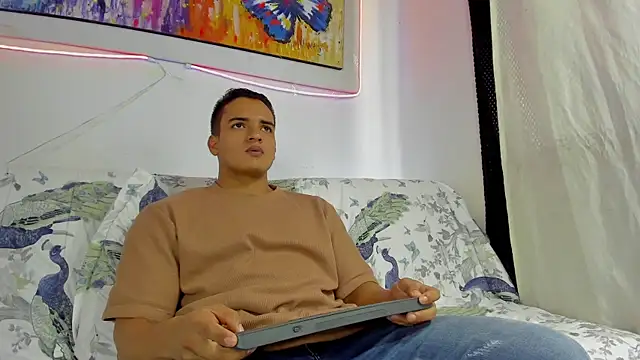 jhon nicolas online show from 14, 3, 2026