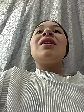 DULCE MARIA EF online show from 5, 2, 2026