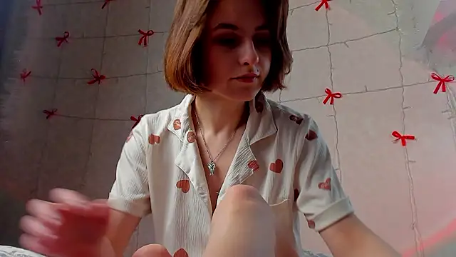 VelvetCaress online show from 9, 2, 2026