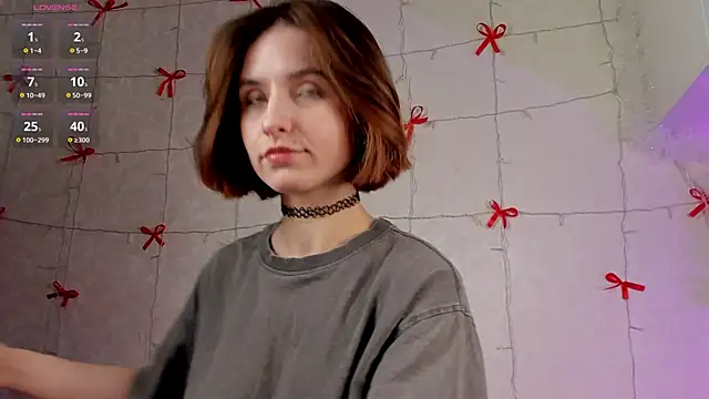 VelvetCaress online show from 1, 3, 2026