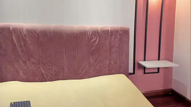 HannaWen  online show from 4, 2, 2026