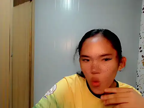 girlyteengrl online show from 4, 2, 2026