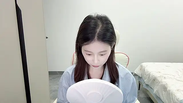 Snapshot of DYyyyyy-- chatting on 17, 3, 2026 DYyyyyy-- online show from 17, 3, 2026