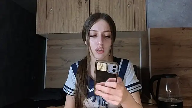 CutieWorm online show from 21, 3, 2026