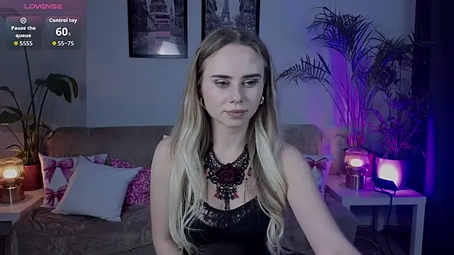   ESTELLE   online show from 5, 2, 2026