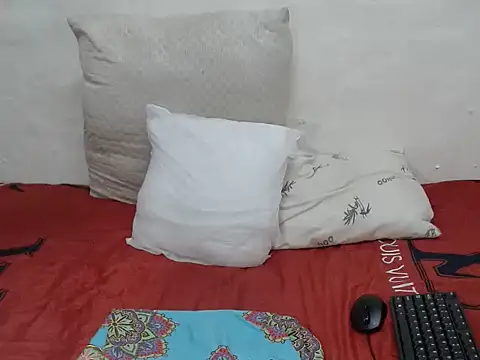 Lollydollx24 online show from 2, 2, 2026