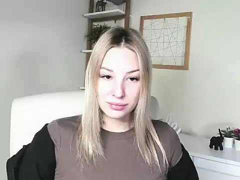 VelvetAngela online show from 13, 2, 2026