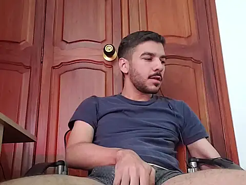 Snapshot of _s33bas chatting on 10, 3, 2026 s33bas online show from 10, 3, 2026