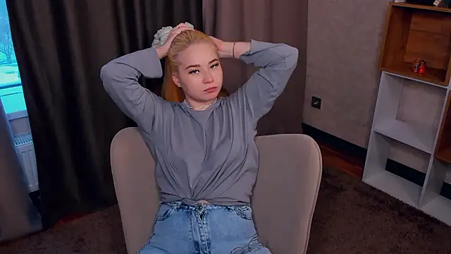 HilmaRavelo online show from 1, 2, 2026