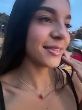 NaniBlossomX online show from 10, 4, 2026