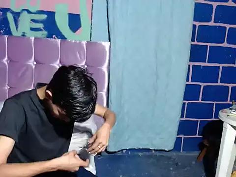 maicol xoxo17cm online show from 24, 2, 2026