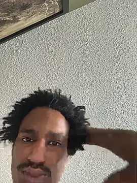 Tyeyoungg online show from 1, 2, 2026