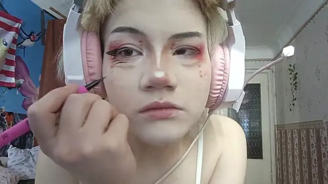 KathernSaulters online show from 15, 3, 2026