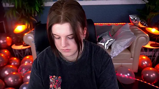 KristiFoxy online show from 3, 2, 2026