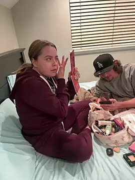 xxlivecouple online show from 15, 3, 2026