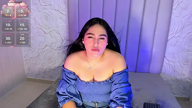 Lya dubois  online show from 3, 3, 2026